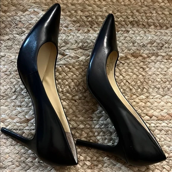 Ralph Lauren Double RL Black Heels Elegant Pointed-Toe Pumps - Picture 8 of 12